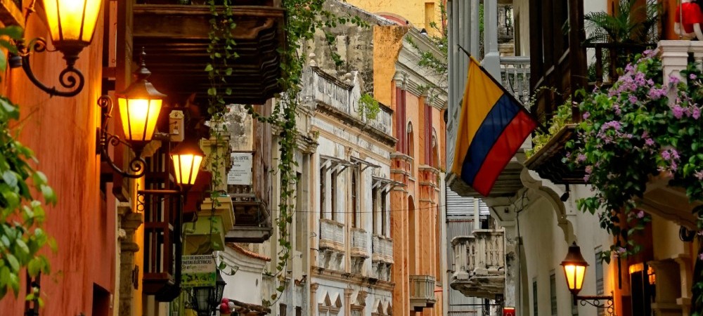 colombia 1000x450 - Tours That Will Change How You See These 5 Fabulous Destinations