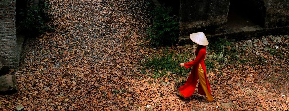 vietnam tour touring vietnam